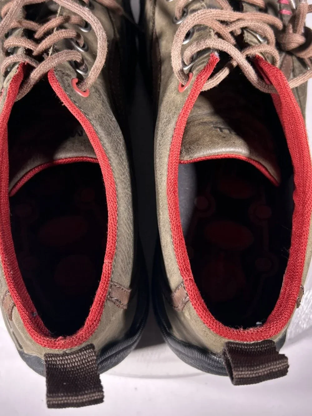 Merrell Loess Trail Hiking Shoes Mens Size 9 Dusty Olive Leather Sneaker Camping